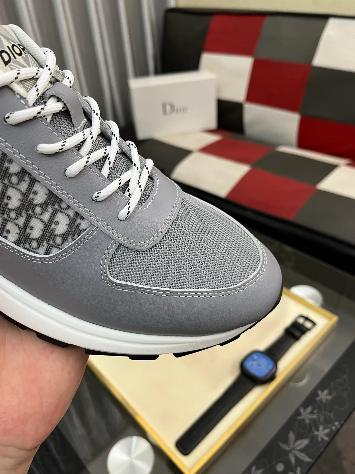 Men's shoes 💰440⌚️⌚️[Dior] The toe is designed to be a bit wider, and the upper foot comfort is perfect. The threads are beautiful, and it fits the pants perfectly. Decorated with various classic details, it is an ideal choice for daily styling. It can be matched with various casual items to create exquisite looks. Fabric: First-layer cowhide/lining sheepskin TPU original outsole Size: 38-444️⃣Colors available